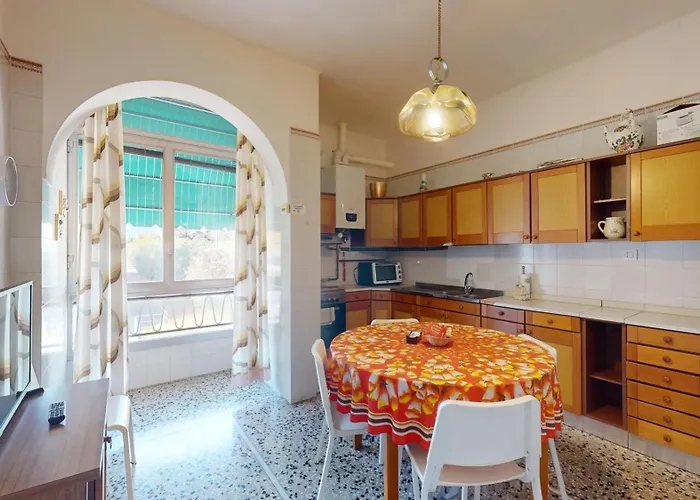 Apartament Casa Ines - By Ligooria Pietra Ligure
